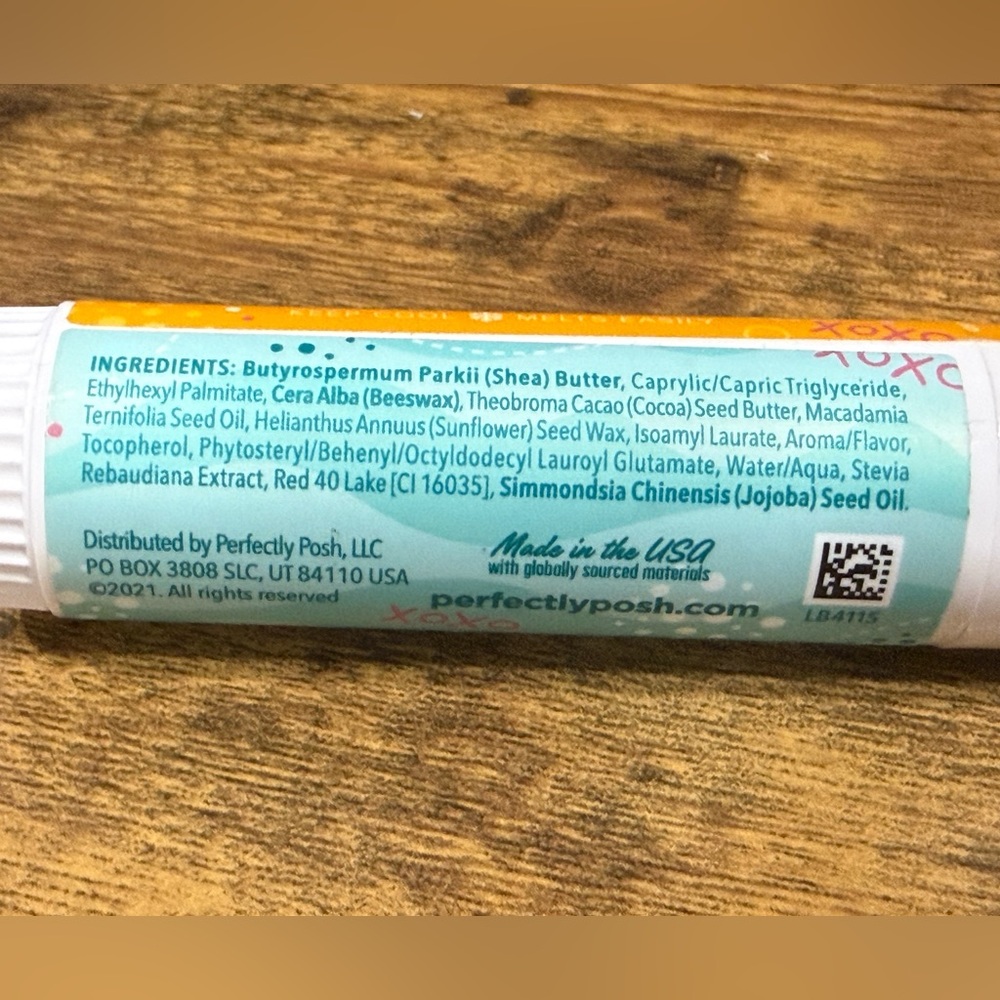 New Sealed Perfectly Posh In Good Taste Giant Lip Balm - Picture 7 of 7